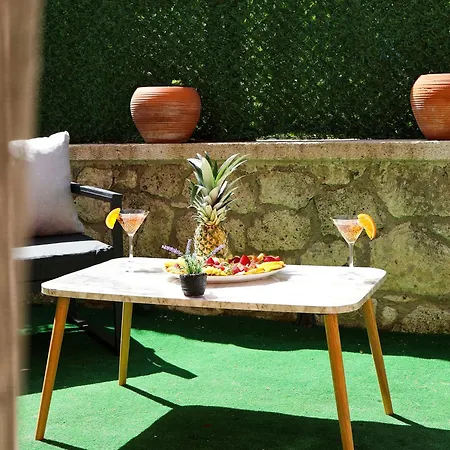 Lulja Alacati - Adults Only איזמיר